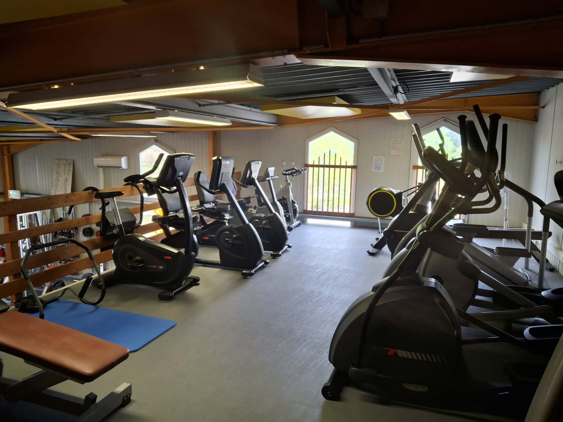 Mezzanine - cardio